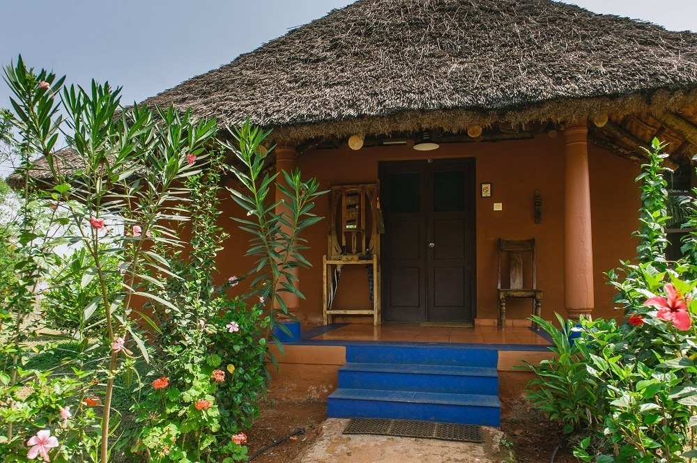 RED EARTH KABINI